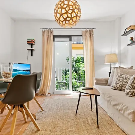 Cozy In Center By Costarentals - Ref 207 Apartment