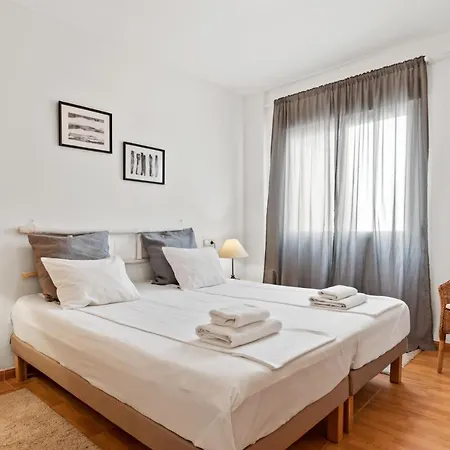 Apartment Cozy In Center By Costarentals - Ref 207